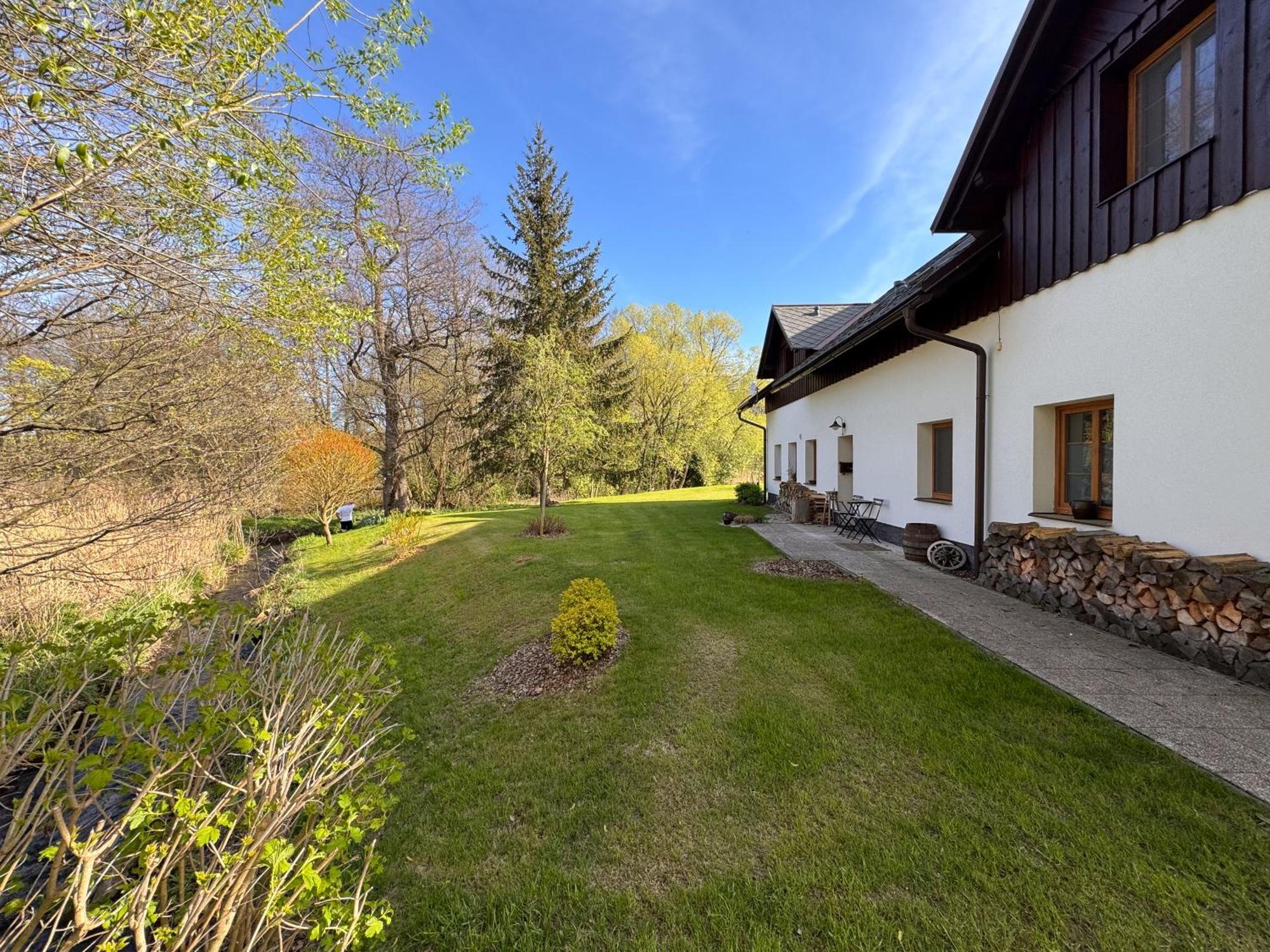 Penzion Terezka Kraliky Exterior photo